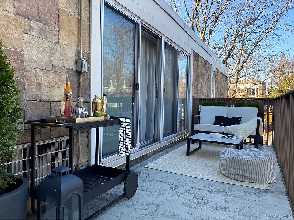 1st image of 397 N Broadway #3A