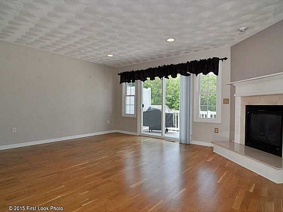 2nd image of 52 Red Brook Ln #52