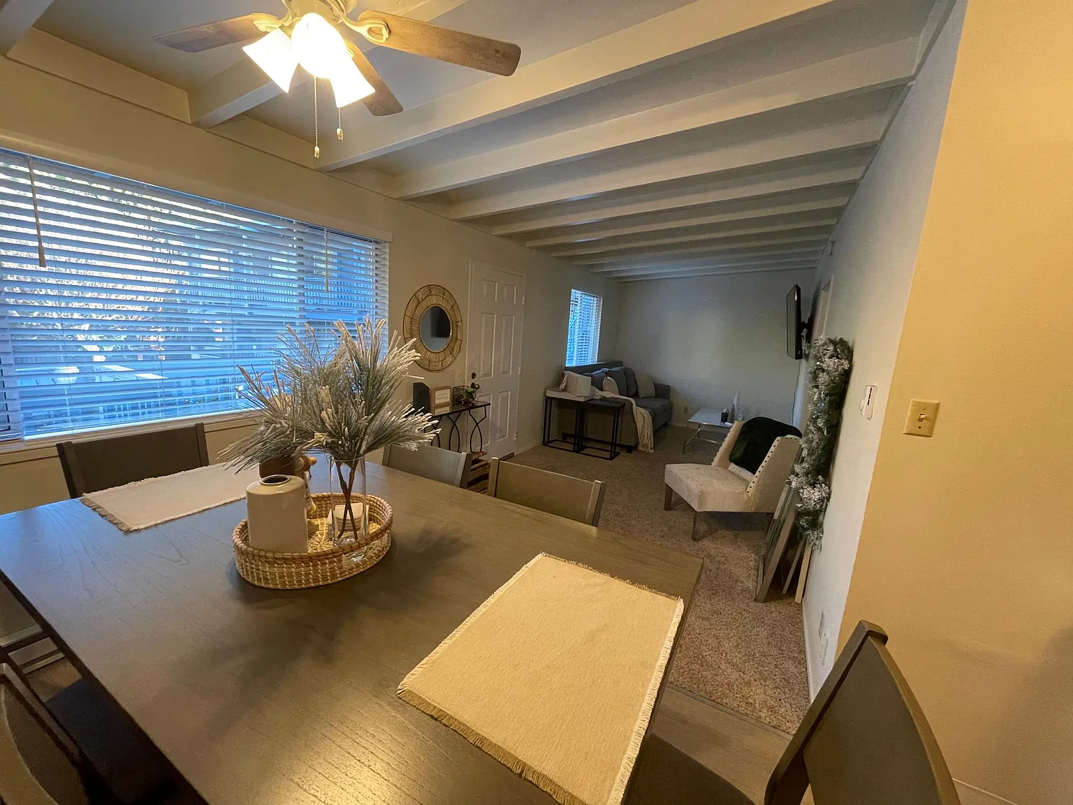 1563 Lincoln Ave — Photo 3