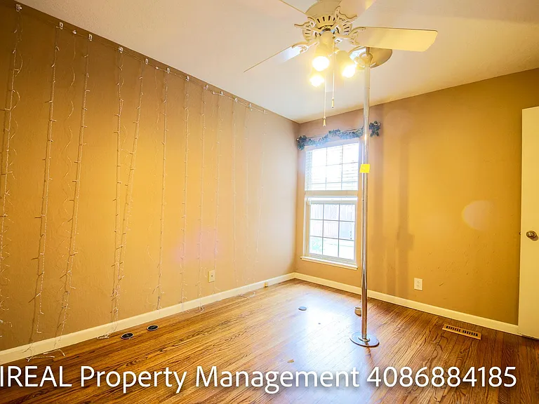 1751 Curtner Ave — Photo 9