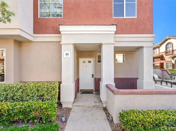 20 Anacapa Ct, Foothill Ranch, CA 92610