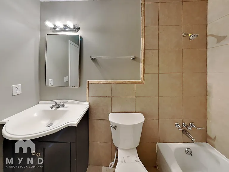 4014 Hitchcock St — Photo 17