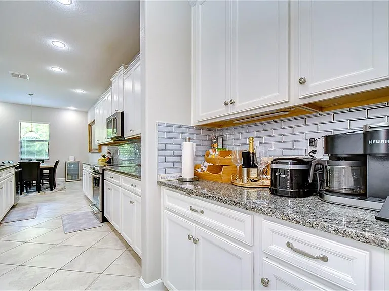 31470 Fairhill Dr — Photo 23