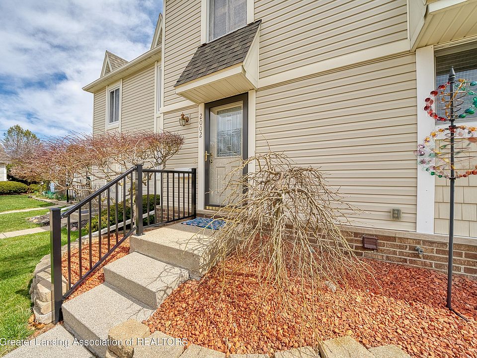 2002 Lac Du Mont Dr, Haslett, MI 48840 Zillow