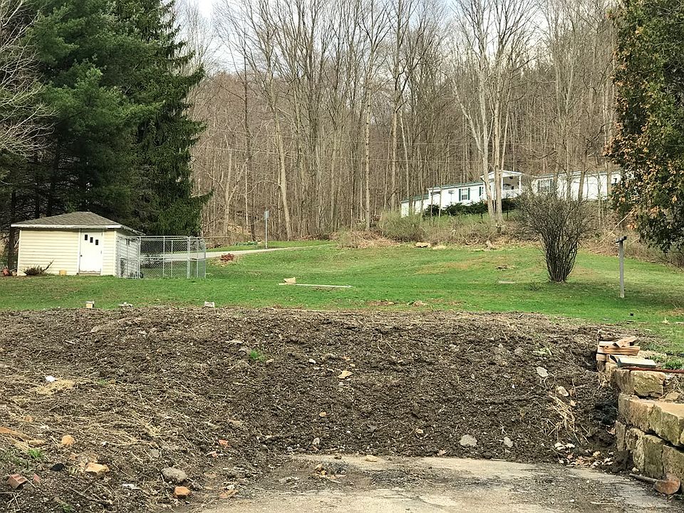 2nd image of 930 Lower Mudlic Rd