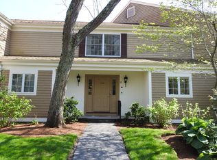 39 Tower Hill Rd APT 17C, Osterville, MA 02655