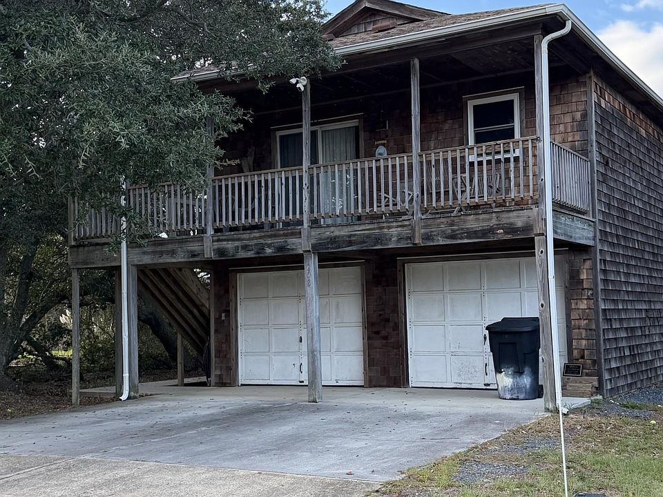 1st image of 208 W Aycock St