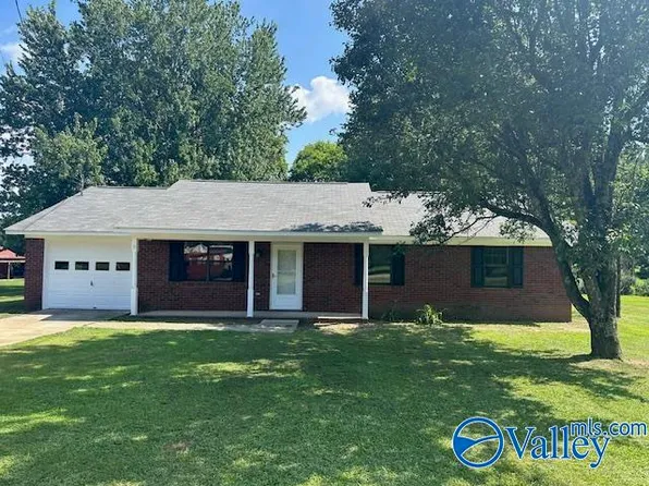 73 Lavaughn Dr, Albertville, AL 35950