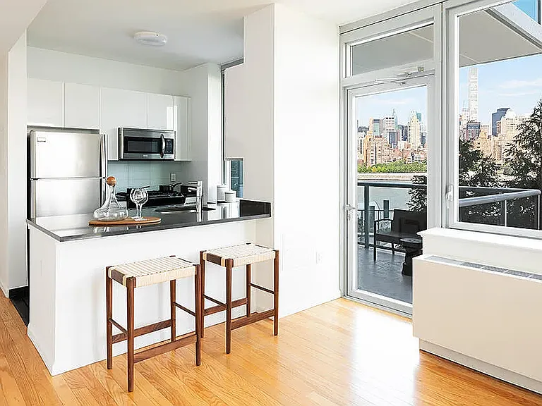 4540 Center Blvd #1507 — Photo 6