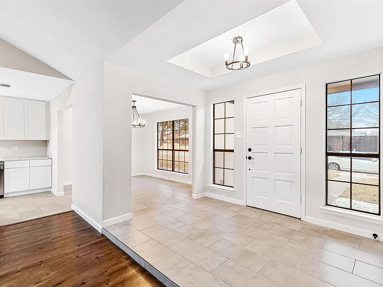 924 Simon Dr — Photo 14