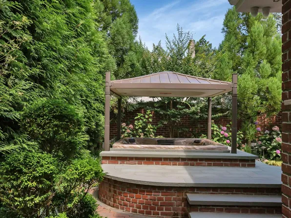 5 Boulevard image 33 of 37