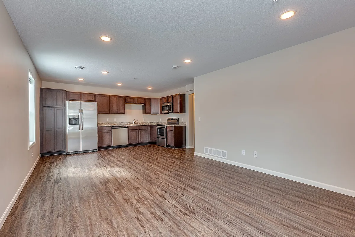 Building Photo - 12654 Pond View Rd