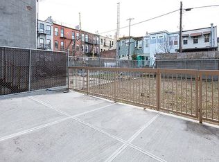 1821 Linden St #1R, Ridgewood, NY 11385