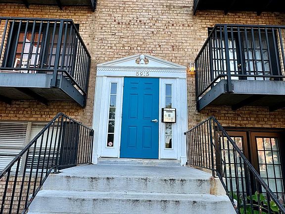 3rd image of 5915 Mayflower Ct APT T3