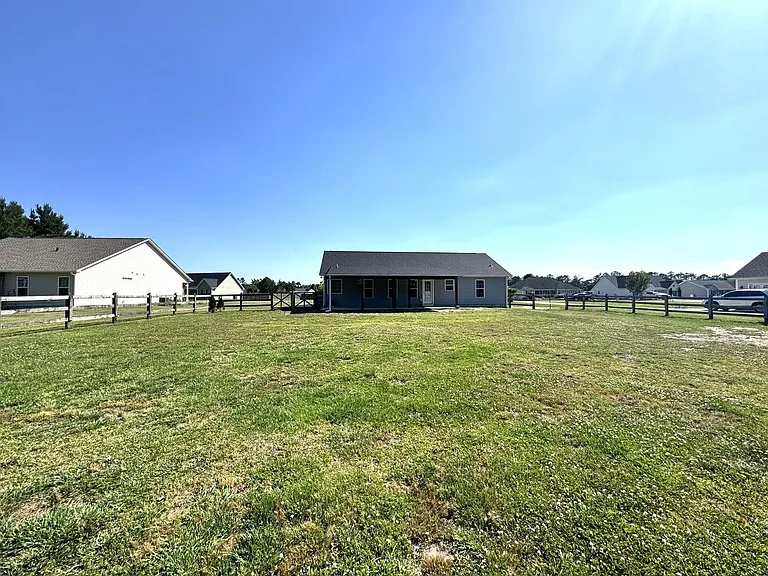 186 Christy Dr — Photo 28