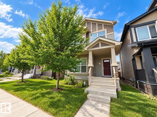 4315 Prowse Link SW, Edmonton, AB T6W 3A7
