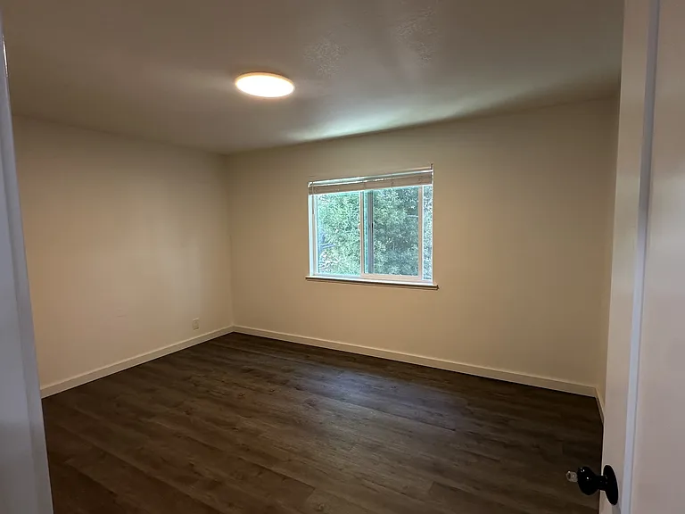 2156 Carlmont Dr #3 — Photo 18