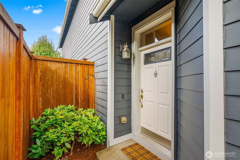 4th image of 4709 Stonegate Street SE