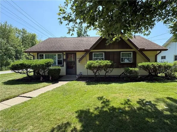 4368 Brockley Ave, Sheffield Lake, OH 44054