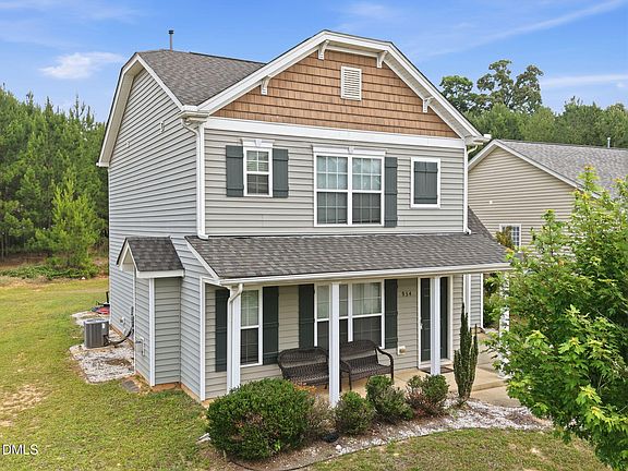 2nd image of 934 Ribbonleaf Ln