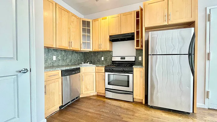 Rented by Brooklyn High Rise LLC | media 12