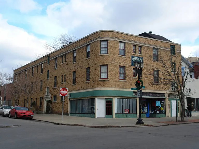 101 N Pearl St #303 — Photo 11