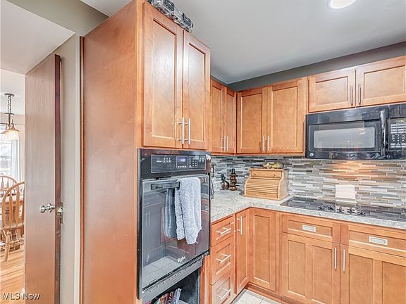 4th image of 3505 Purdue St