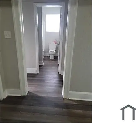 1438 W 15th St — Photo 19