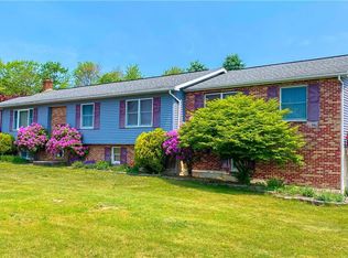 1030 Summer Mountain Rd, Palmerton, PA 18071