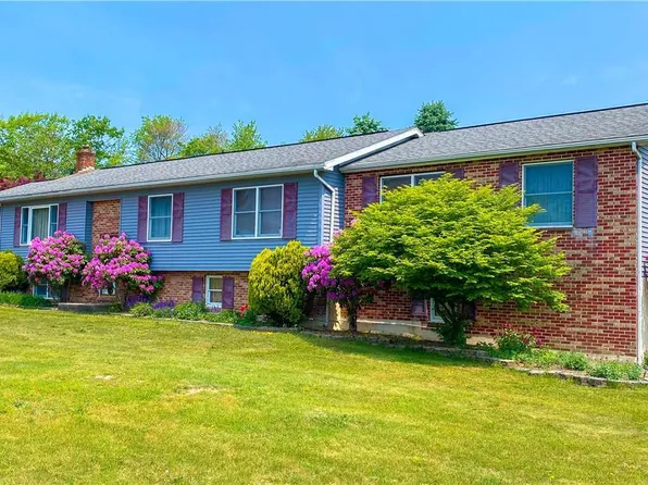 1030 Summer Mountain Rd, Palmerton, PA 18071