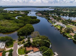 356 89th Ave NE, Saint Petersburg, FL 33702