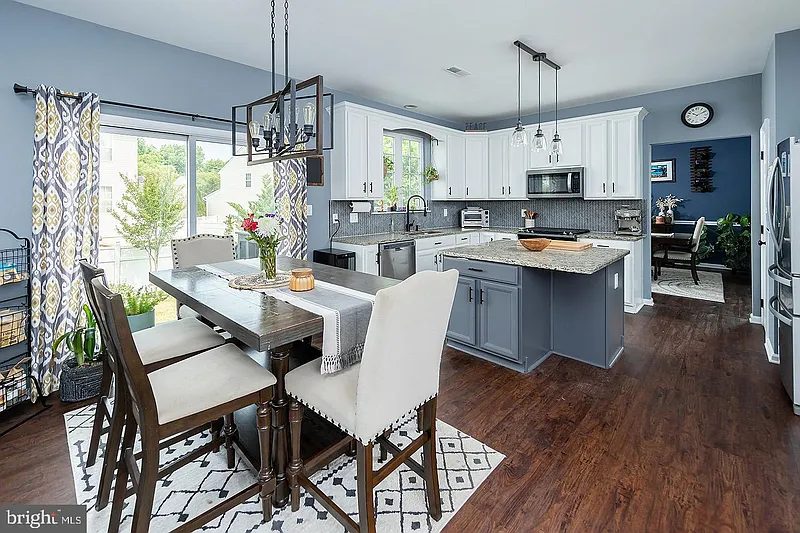 Thumbnail 13