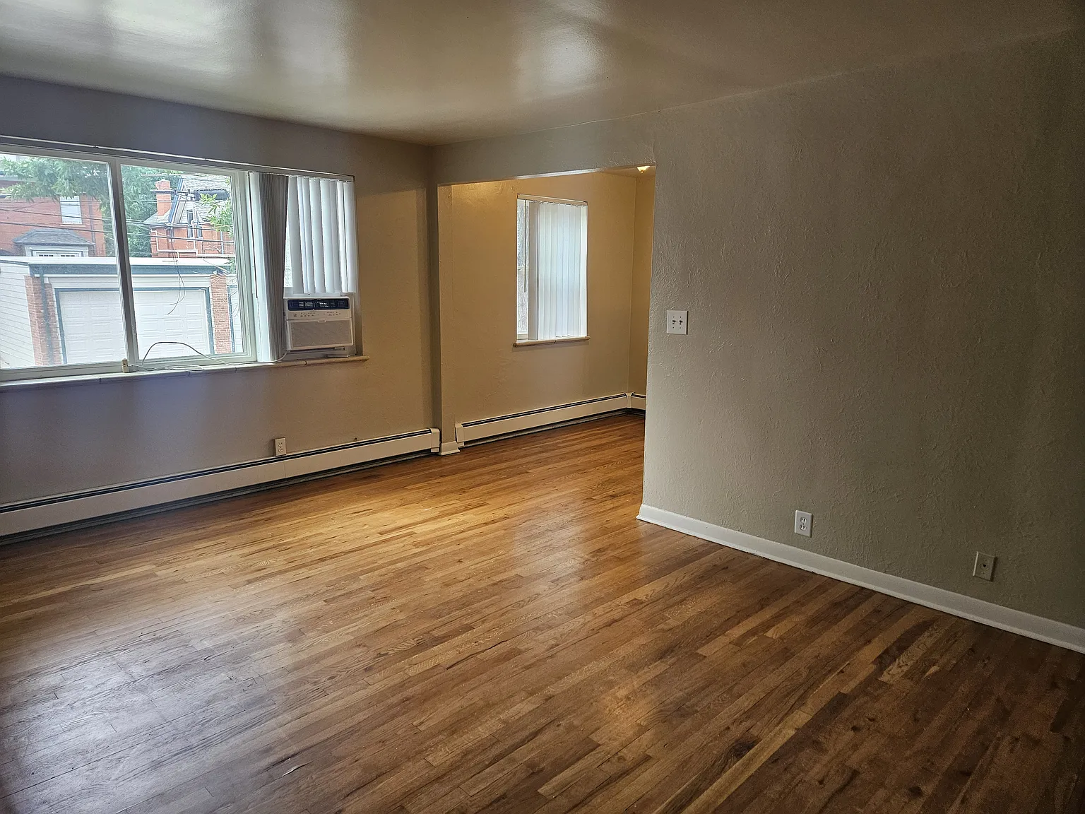 1350 Columbine Street — Photo 2