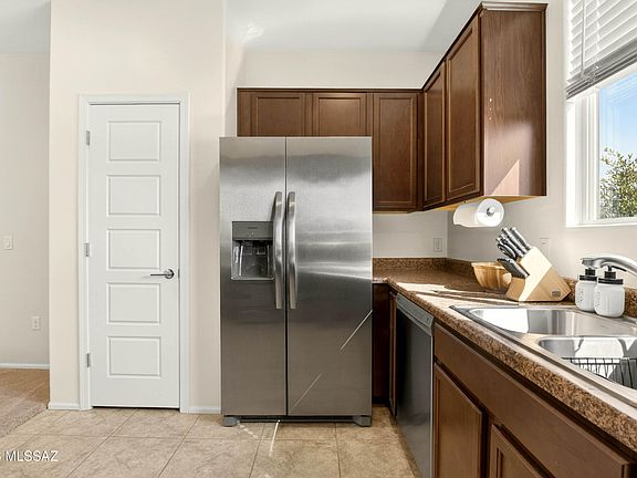 4th image of 5003 E Bright Wash Way