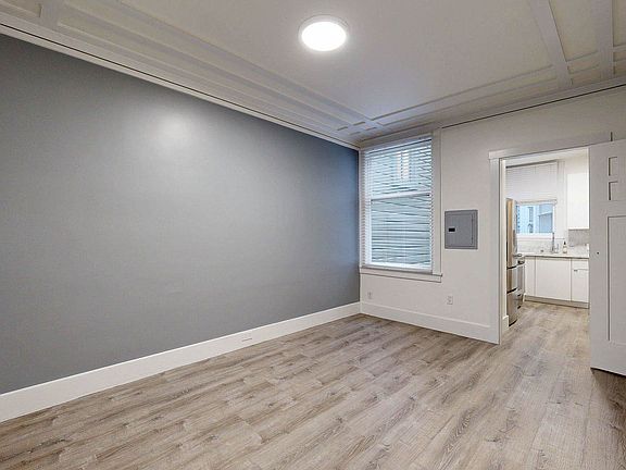 4th image of 1740 Sacramento St APT 4