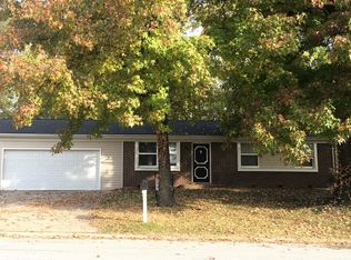 2906 Nantwich Ln, Saint Charles, MO 63301