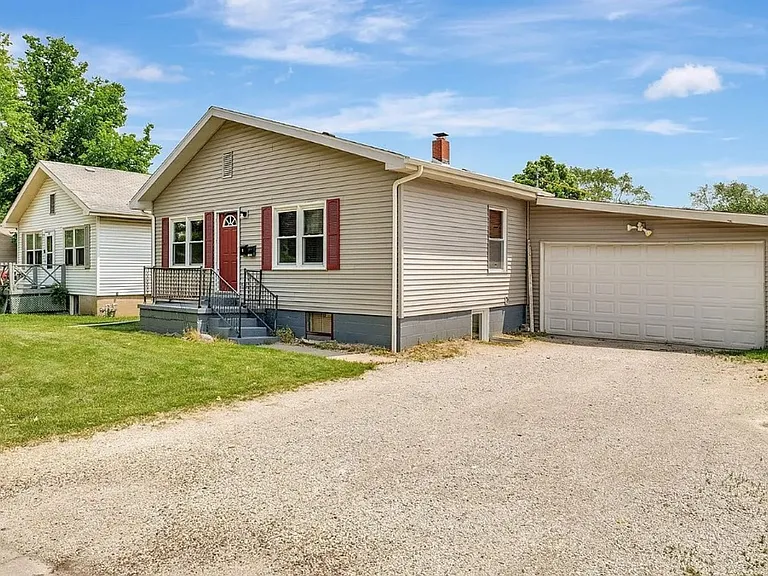 1506 Philo Rd — Photo 9