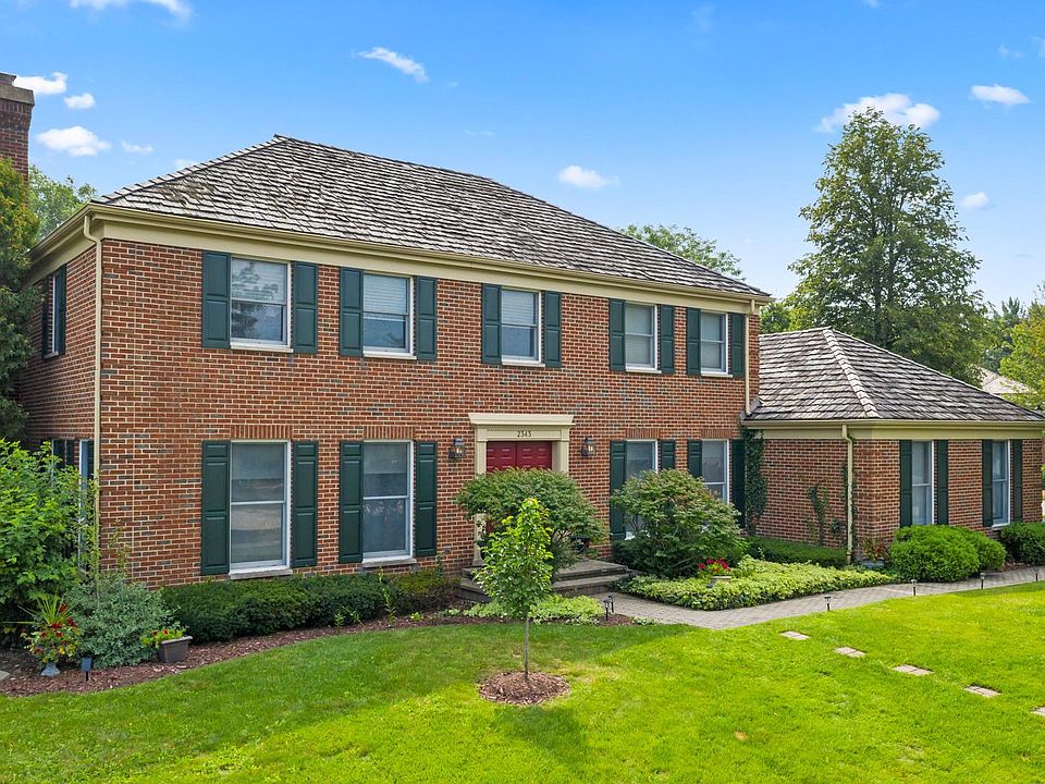 1st image of 2343 Iroquois Dr