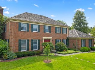 2343 Iroquois Dr, Glenview, IL
