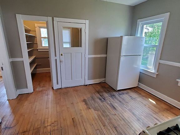 5th image of 3228 N Achilles St #3228