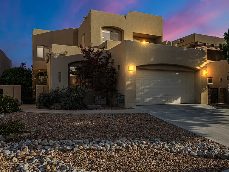 8860 Desert Fox Way NE — Photo 1