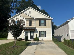 203 Royal Way, Pendleton, SC 29670