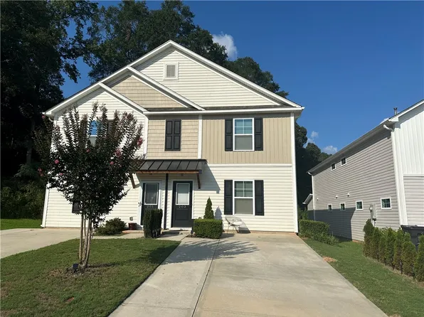 203 Royal Way, Pendleton, SC 29670