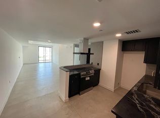 10867 W Fruitland Dr #404, Studio City, CA 91604