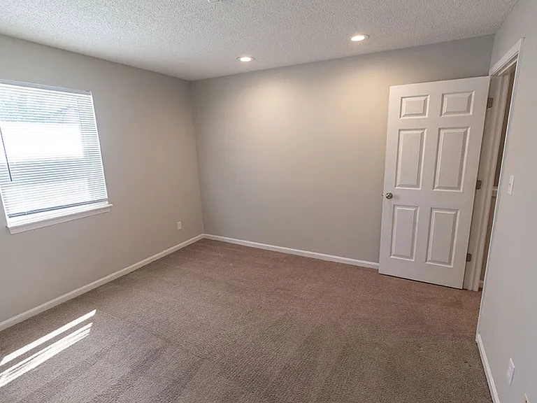 3602 Hermitage Rd — Photo 15