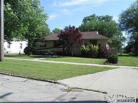 2nd image of 349 Jackson Ave
