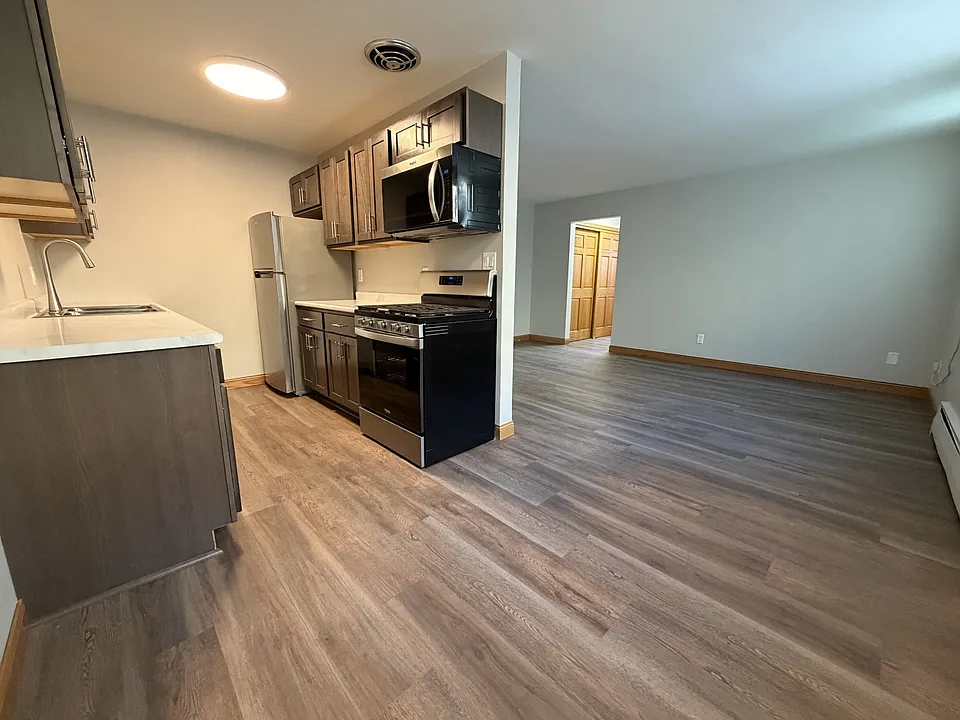 Hub Apartments