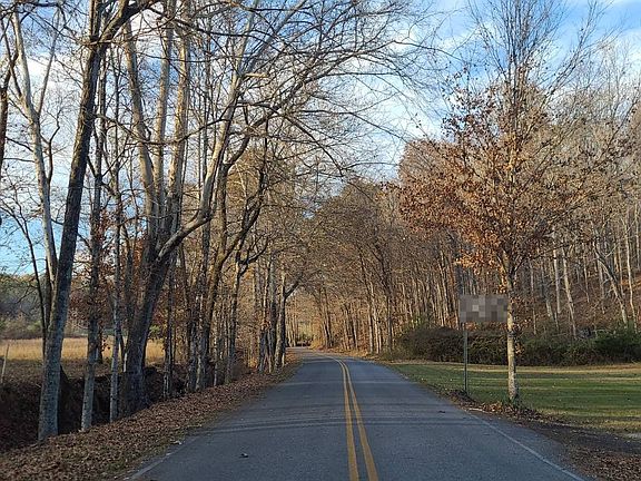5th image of 965 Promise Land Rd