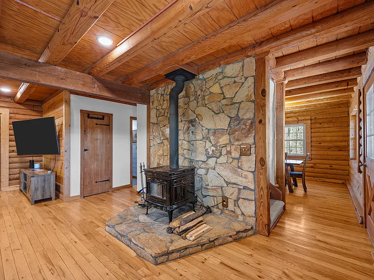 40 Chambers Dr — Photo 11