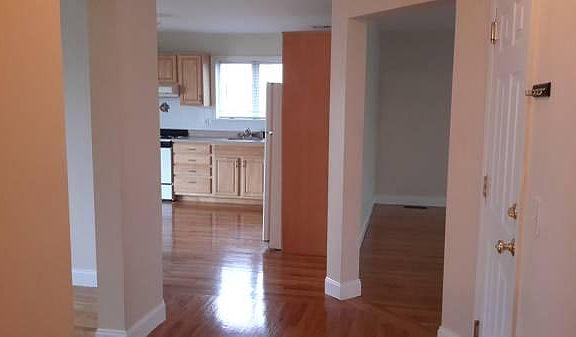 5th image of 81 Belmont Ave Floor 2
